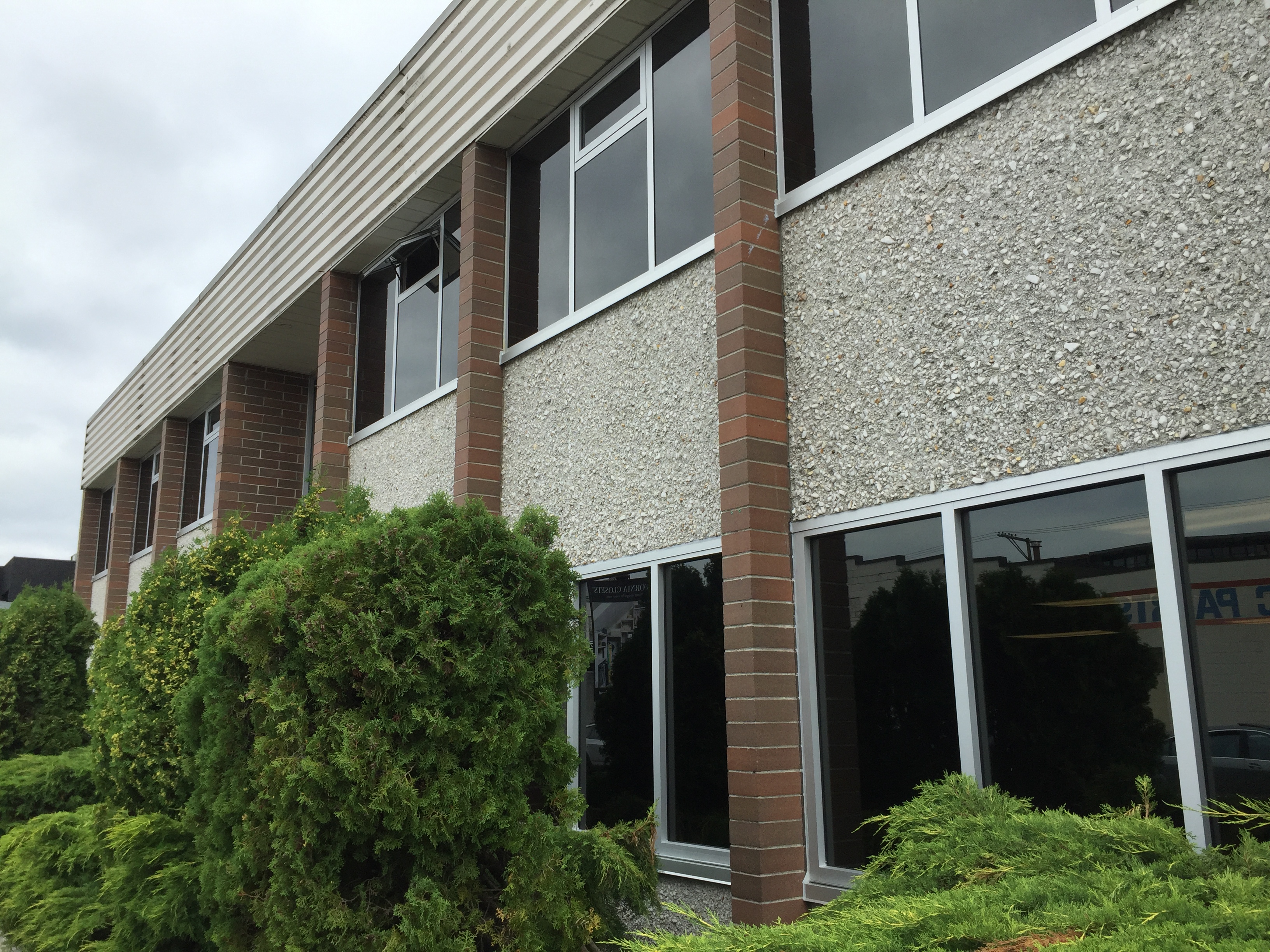 Commercial Window Replacement for this entire commercial mix use building with offices and warehouse.