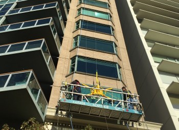 Window replacement for Downtown Vancouver Hi-rise apartment condo building