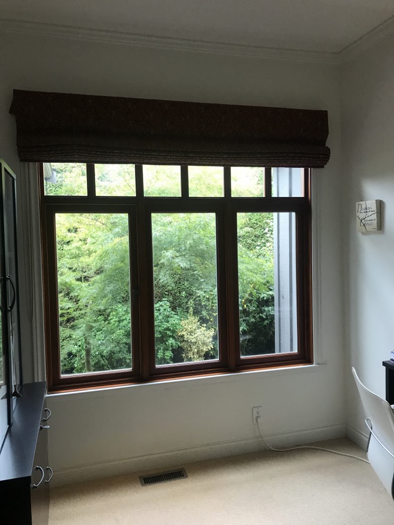 bedroom window glass replacement